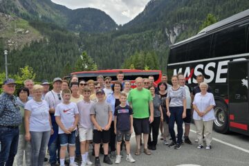 Ausflug zur „Blechlawine“ nach Mayrhofen im Zillertal